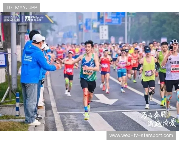 现场“热血沸腾”：运动员“冲刺到底”的“激情一刻”！